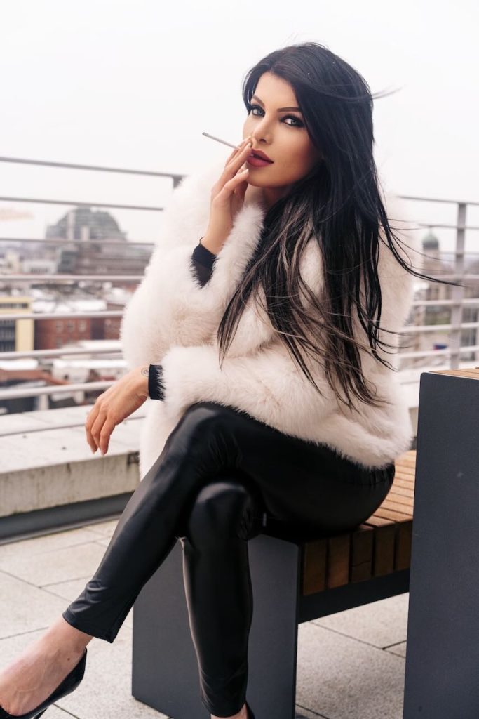 Domina Stina Stone